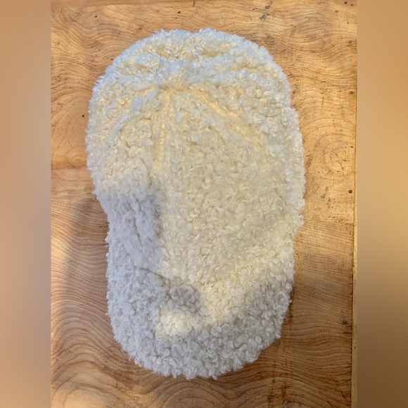 Winter white Love and Lore Cap - Picture 3 of 6